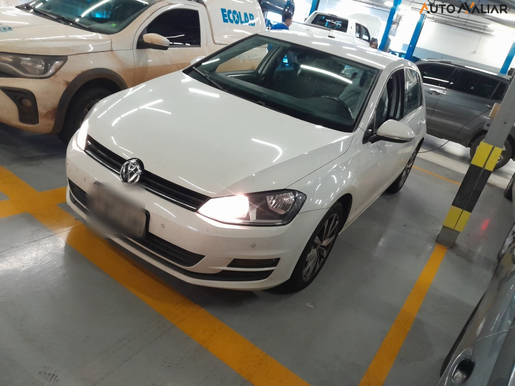 VOLKSWAGEN GOLF 1.6 MSI COMFORTLINE 16V TOTAL FLEX 4P TIPTRONIC
