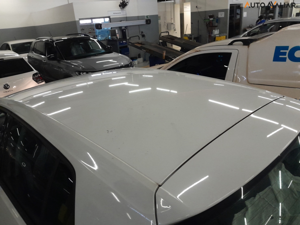VOLKSWAGEN GOLF 1.6 MSI COMFORTLINE 16V TOTAL FLEX 4P TIPTRONIC