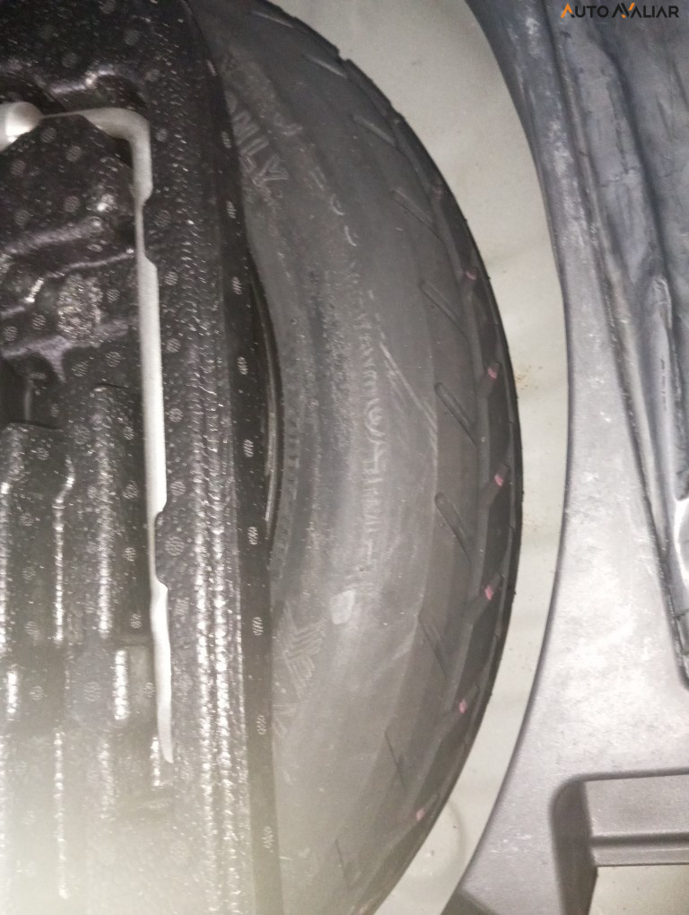 TOYOTA COROLLA CROSS 1.8 VVT-I HYBRID FLEX XRX CVT