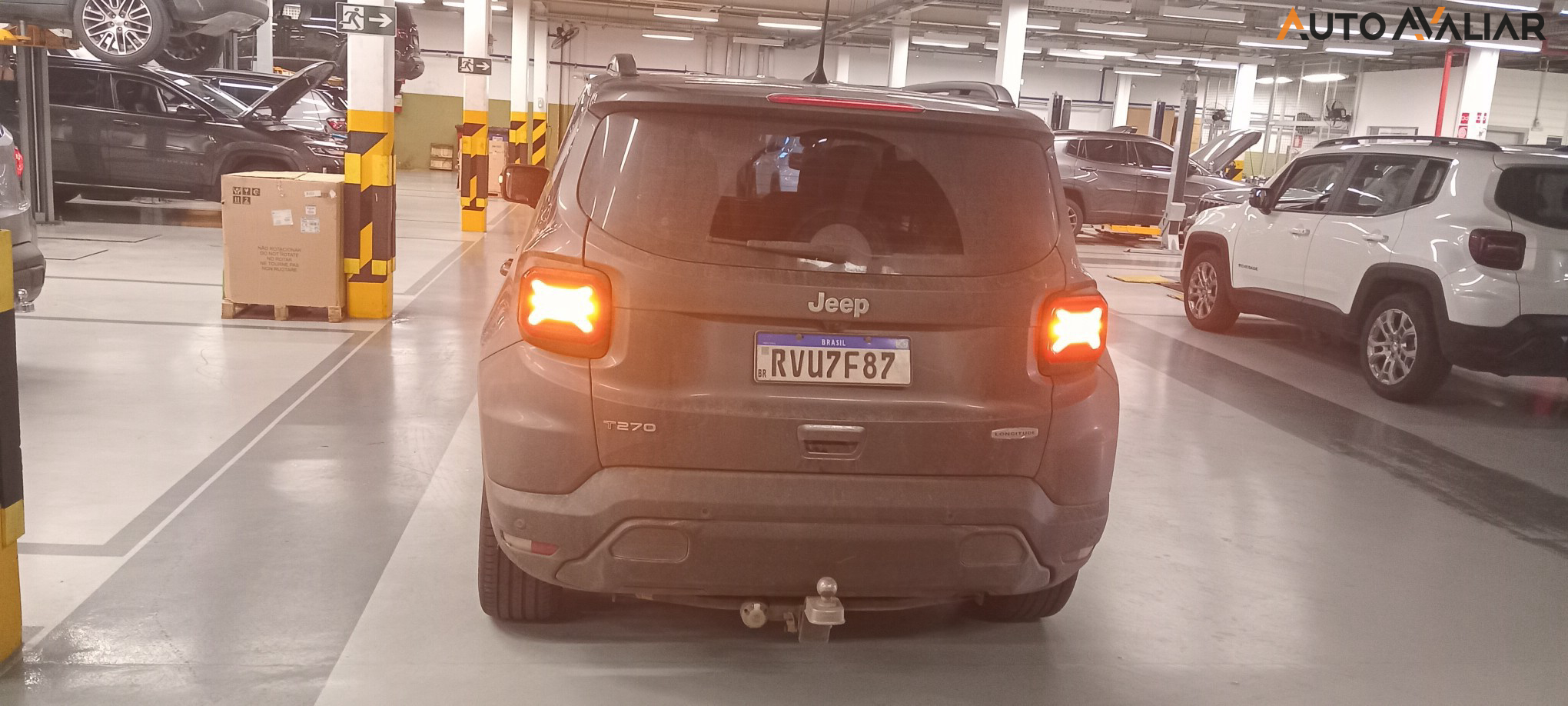 JEEP RENEGADE 1.3 T270 TURBO FLEX LONGITUDE AT6