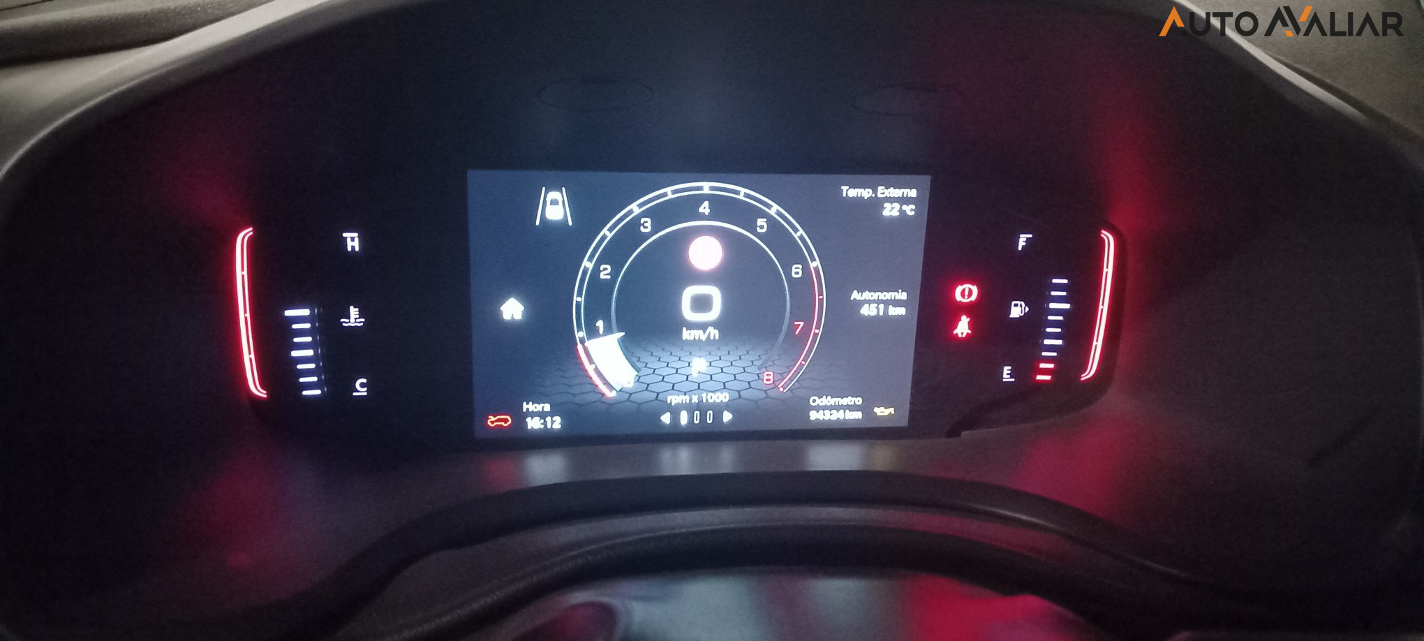 JEEP RENEGADE 1.3 T270 TURBO FLEX LONGITUDE AT6