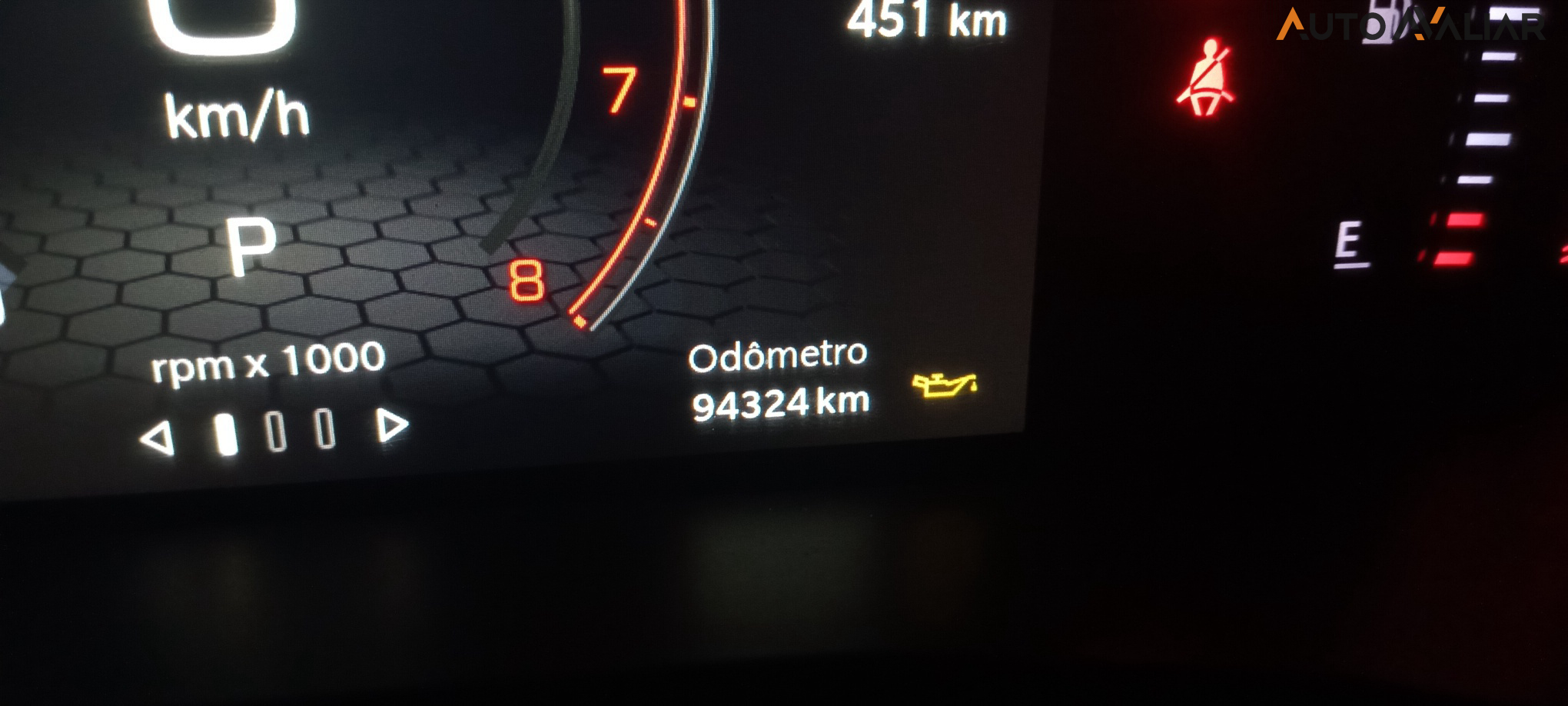 JEEP RENEGADE 1.3 T270 TURBO FLEX LONGITUDE AT6