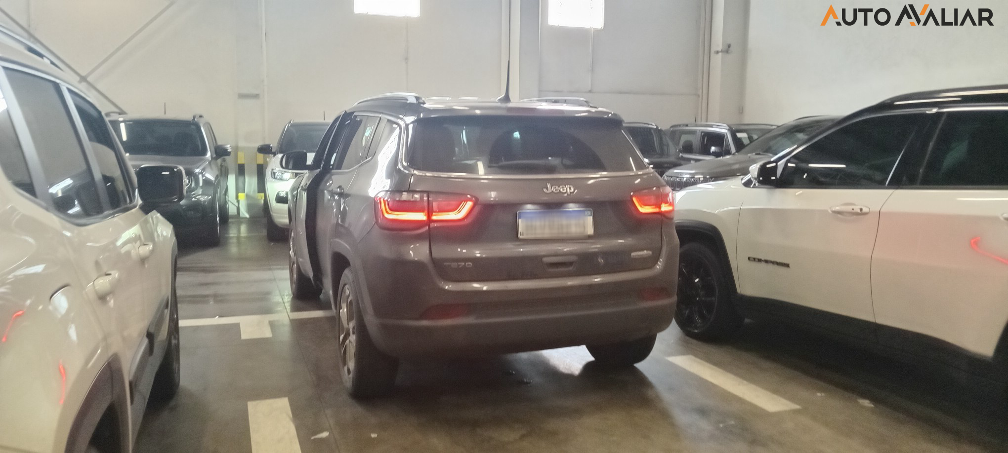 JEEP COMPASS 1.3 T270 TURBO FLEX LONGITUDE AT6