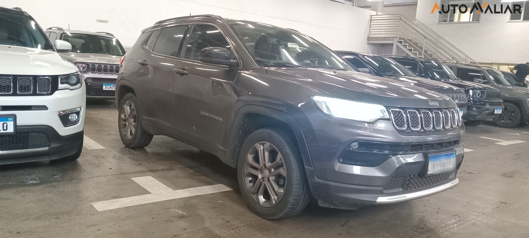 JEEP COMPASS 1.3 T270 TURBO FLEX LONGITUDE AT6