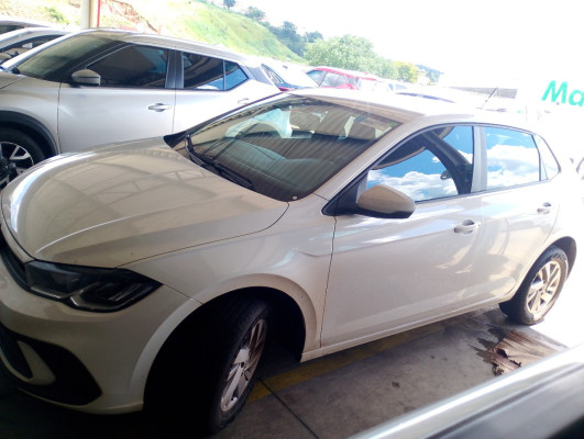 VOLKSWAGEN POLO 1.0 170 TSI MANUAL