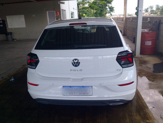 VOLKSWAGEN POLO 1.0 170 TSI MANUAL