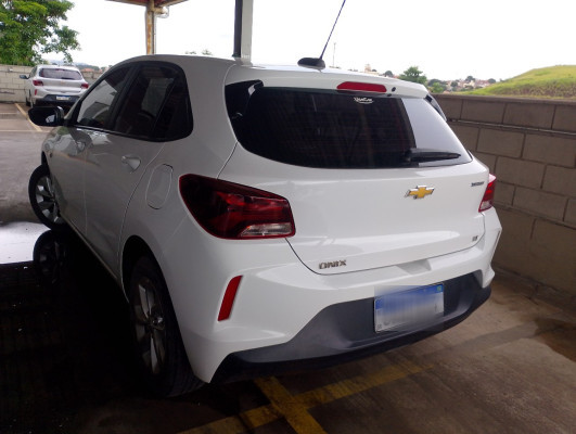 CHEVROLET ONIX 1.0 TURBO FLEX LT MANUAL