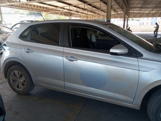 VOLKSWAGEN POLO 1.0 MPI MANUAL
