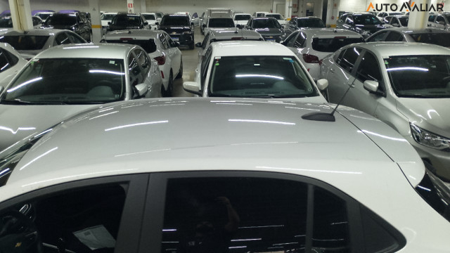 CHEVROLET ONIX 1.0 TURBO FLEX LT MANUAL