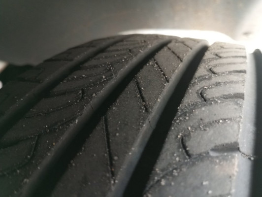 VOLKSWAGEN POLO 1.0 MPI MANUAL