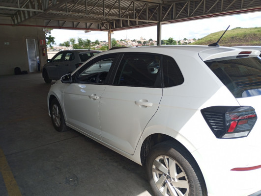 VOLKSWAGEN POLO 1.0 MPI MANUAL