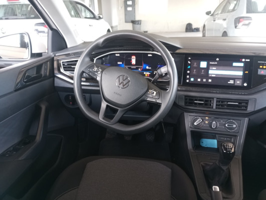 VOLKSWAGEN POLO 1.0 MPI MANUAL