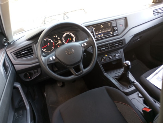 VOLKSWAGEN POLO 1.0 MPI MANUAL