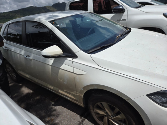 VOLKSWAGEN POLO 1.0 170 TSI MANUAL