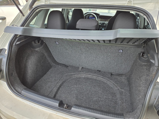 VOLKSWAGEN POLO 1.0 170 TSI MANUAL