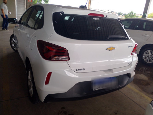 CHEVROLET ONIX 1.0 TURBO FLEX LT MANUAL