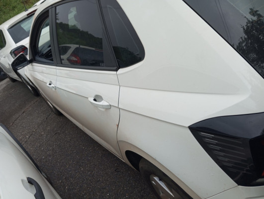 VOLKSWAGEN POLO 1.0 170 TSI MANUAL