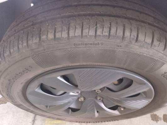 VOLKSWAGEN POLO 1.0 MPI TRACK MANUAL