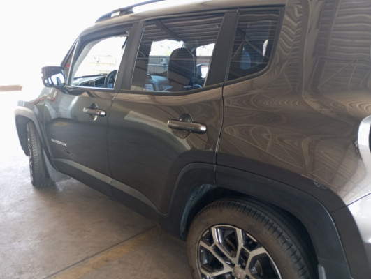 JEEP RENEGADE 1.3 T270 TURBO FLEX LONGITUDE AT6