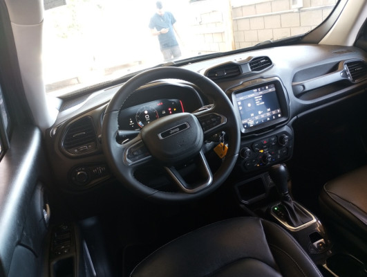 JEEP RENEGADE 1.3 T270 TURBO FLEX LONGITUDE AT6