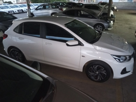 CHEVROLET ONIX 1.0 TURBO FLEX LT MANUAL