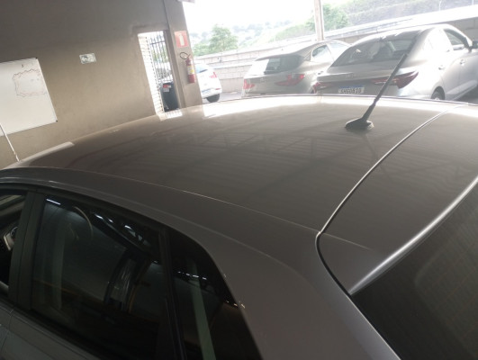 VOLKSWAGEN POLO 1.0 MPI MANUAL