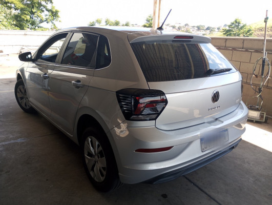 VOLKSWAGEN POLO 1.0 MPI MANUAL