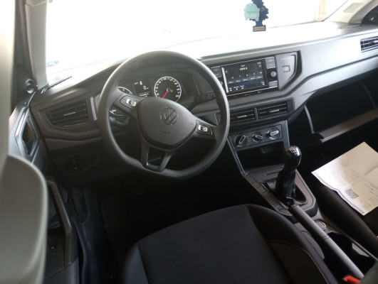 VOLKSWAGEN POLO 1.0 MPI MANUAL