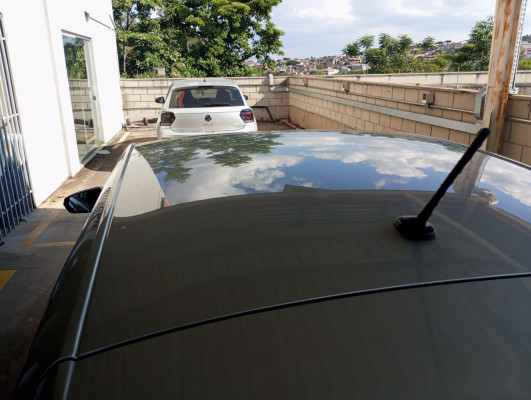 VOLKSWAGEN POLO 1.0 MPI MANUAL