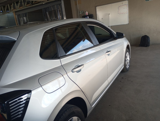 VOLKSWAGEN POLO 1.0 MPI MANUAL