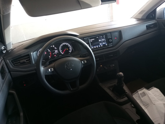 VOLKSWAGEN POLO 1.0 MPI MANUAL