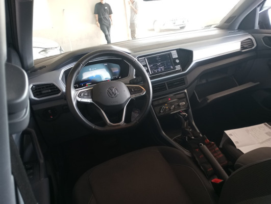 VOLKSWAGEN T-CROSS 1.0 200 TSI TOTAL FLEX AUTOM&Aacute;TICO