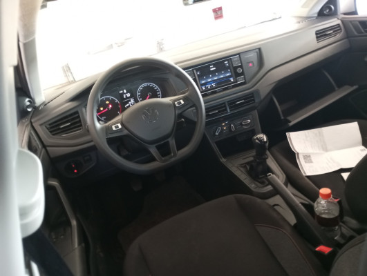 VOLKSWAGEN POLO 1.0 MPI MANUAL