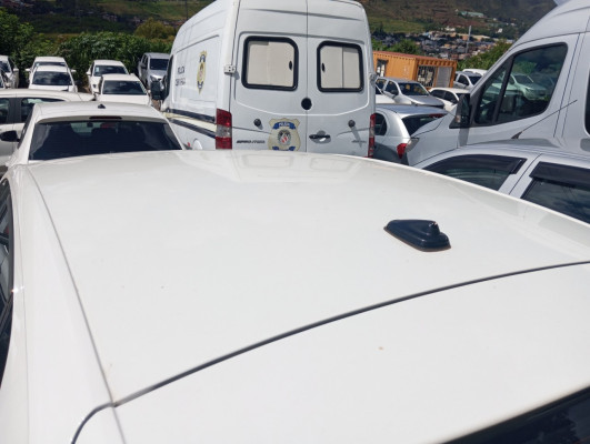 VOLKSWAGEN POLO 1.0 170 TSI MANUAL