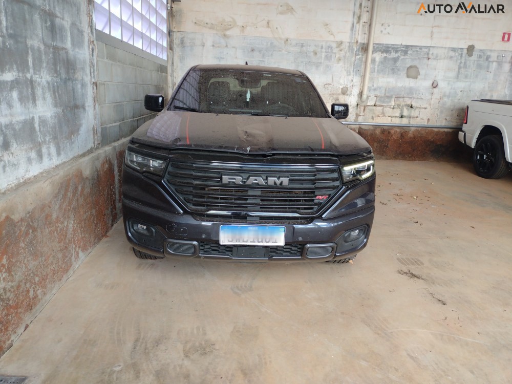 RAM RAMPAGE 2.0 HURRICANE 4 TURBO GASOLINA R/T 4X4 AUTOMÁTICO