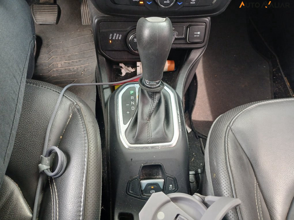 JEEP RENEGADE 2.0 16V TURBO DIESEL LONGITUDE 4P 4X4 AUTOMATICO