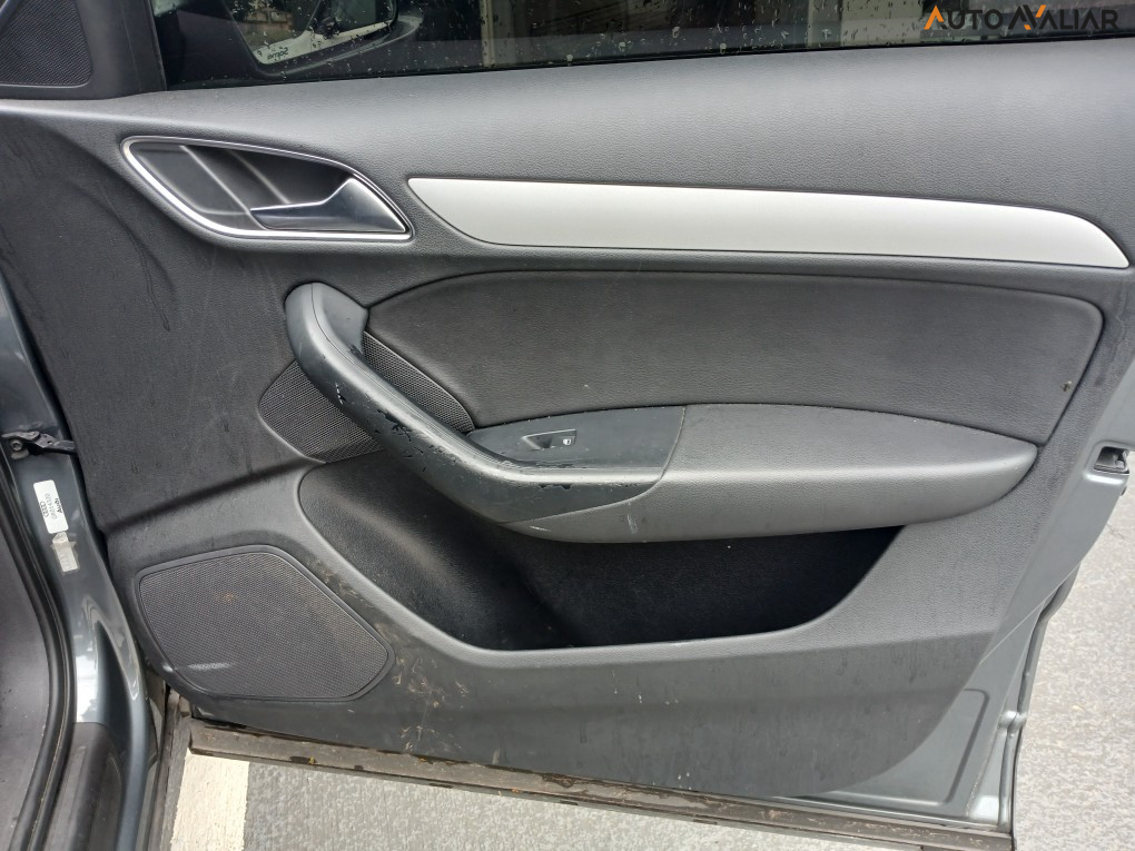 AUDI Q3 1.4 TFSI AMBIENTE GASOLINA 4P S TRONIC