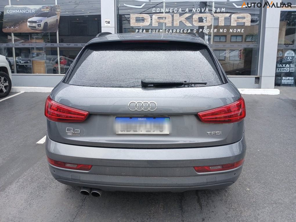 AUDI Q3 1.4 TFSI AMBIENTE GASOLINA 4P S TRONIC