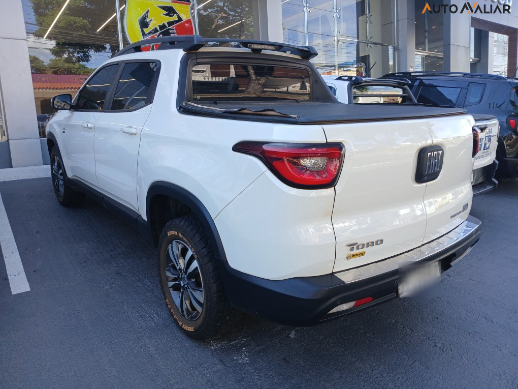 FIAT TORO 2.0 16V TURBO DIESEL FREEDOM 4WD AT9