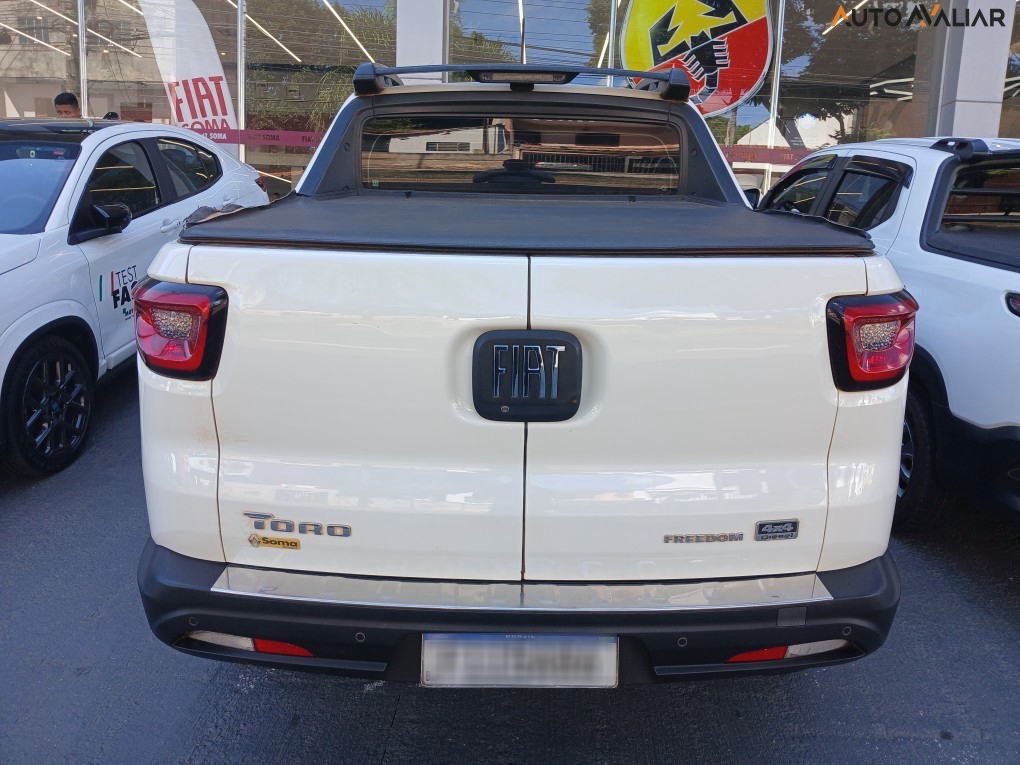 FIAT TORO 2.0 16V TURBO DIESEL FREEDOM 4WD AT9