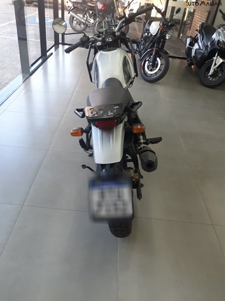 ROYAL ENFIELD HIMALAYAN  411 EFI HIMALAYAN  411 EFI
