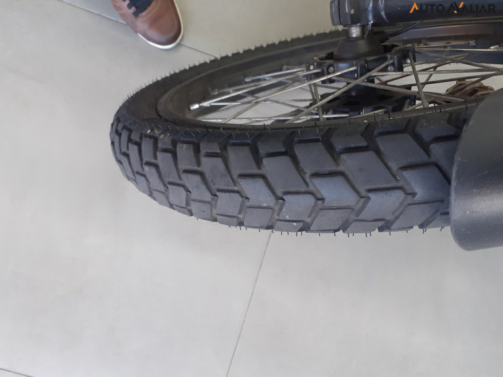 ROYAL ENFIELD HIMALAYAN  411 EFI HIMALAYAN  411 EFI