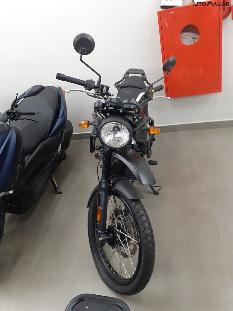 ROYAL ENFIELD HIMALAYAN  411 EFI HIMALAYAN  411 EFI