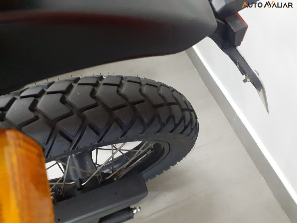 ROYAL ENFIELD HIMALAYAN  411 EFI HIMALAYAN  411 EFI