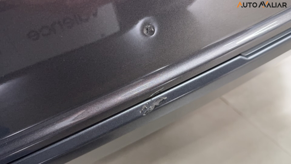 JEEP COMMANDER 2.0 HURRICANE 4 TURBO GASOLINA OVERLAND AT9