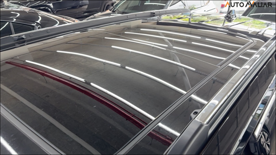 JEEP COMMANDER 2.0 HURRICANE 4 TURBO GASOLINA OVERLAND AT9