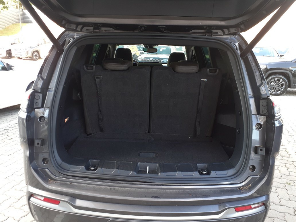 JEEP COMMANDER 2.0 TD380 TURBO DIESEL OVERLAND AT9