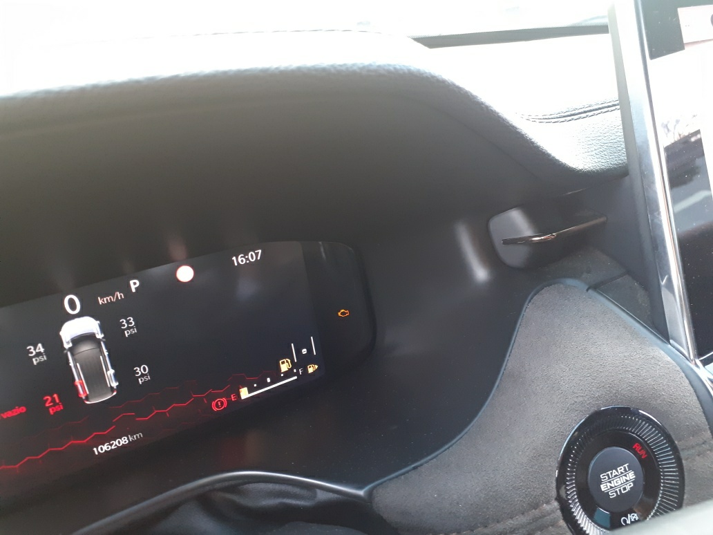 JEEP COMMANDER 2.0 TD380 TURBO DIESEL OVERLAND AT9