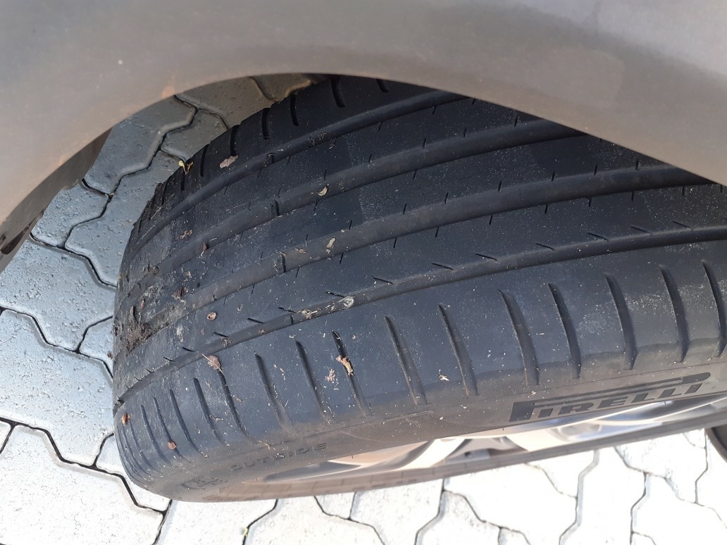 JEEP COMMANDER 2.0 TD380 TURBO DIESEL OVERLAND AT9