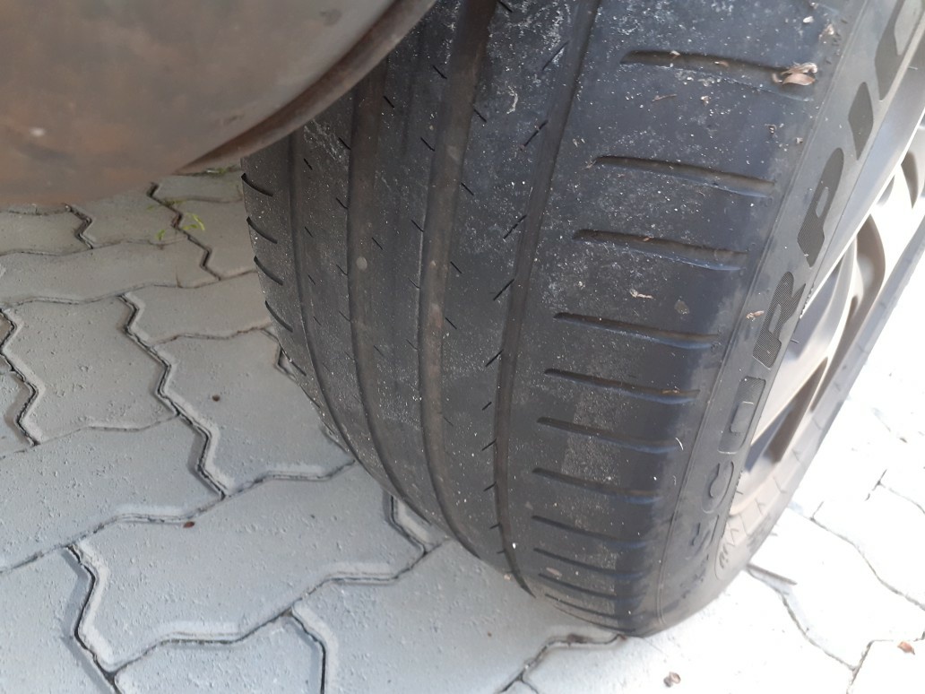 JEEP COMMANDER 2.0 TD380 TURBO DIESEL OVERLAND AT9